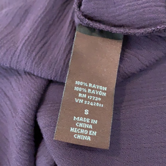 Knox Rose Cold Shoulder with silver/gun metal accents. - Picture 9 of 10